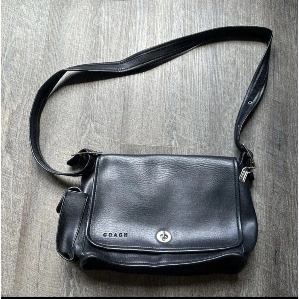 Vintage Coach Rambler's Legacy Bag Style 9061 Brass Hardware Soft Black Leather
